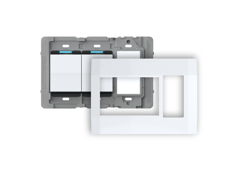 Backplate with Outlet & Faceplate with Single-Pole Simple Rocker Switch